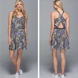 LULULEMON City Summer mini Dress w/ Zip Pockets Sz 4 athleisure multicolor